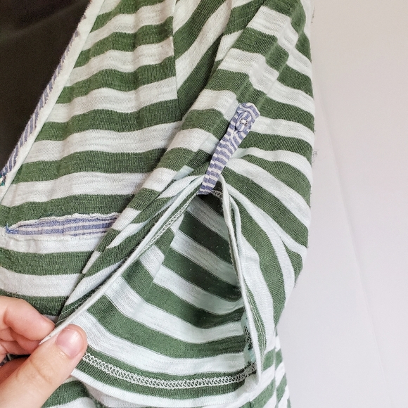 ANTHROPOLOGIE Feather Bone Double Play Henley M - Picture 7 of 9